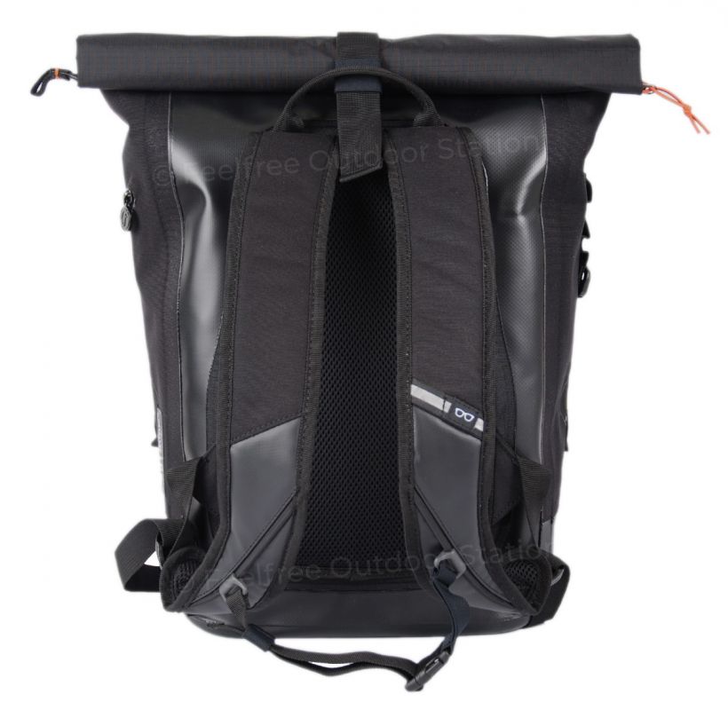 Nahrbtnik Urban ECO M črna 18l