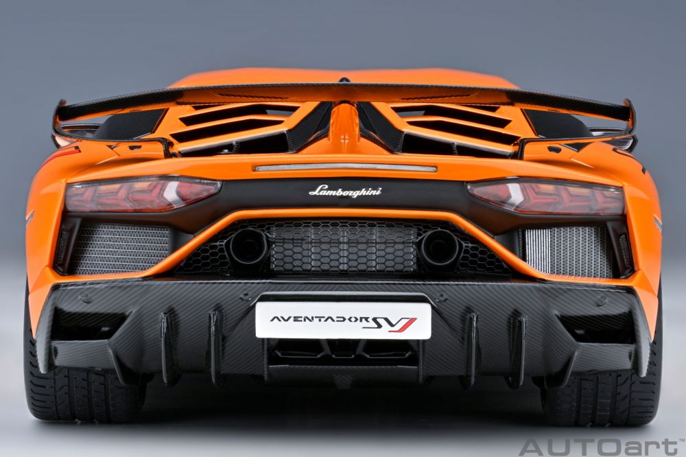 Auto Art Lamborghini Aventador SVJ 1:18