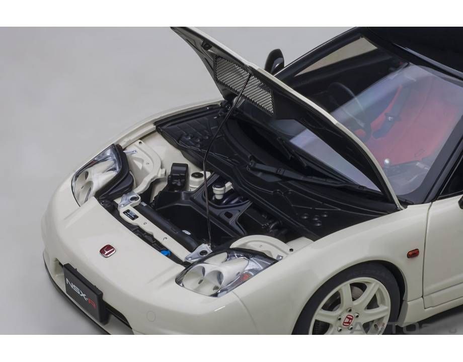 AutoArt Honda NSX-R diecast 1:18 bela