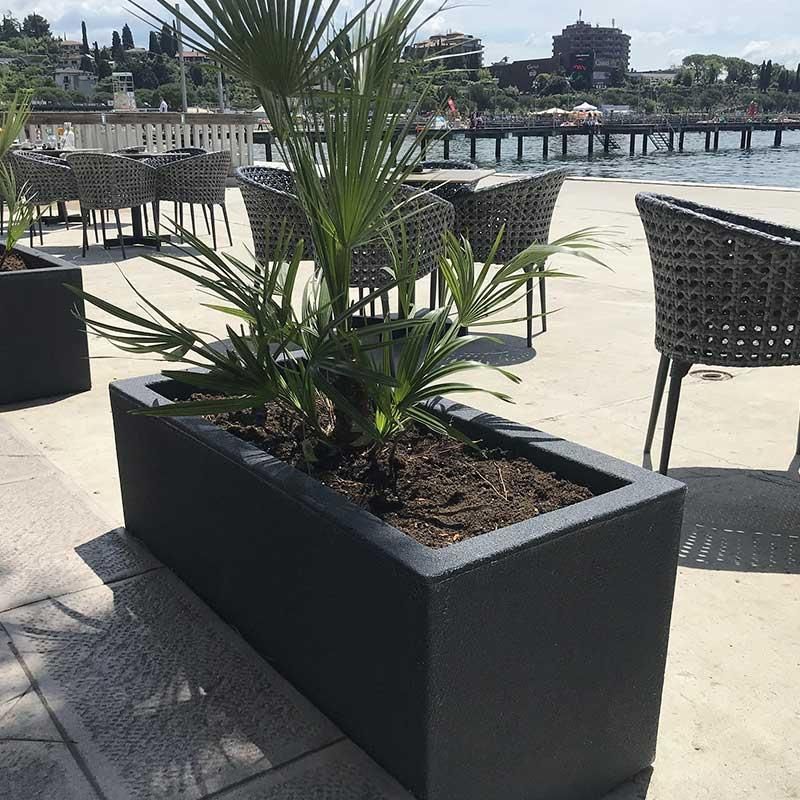 Pravokotno cvetlično korito Tango L siva