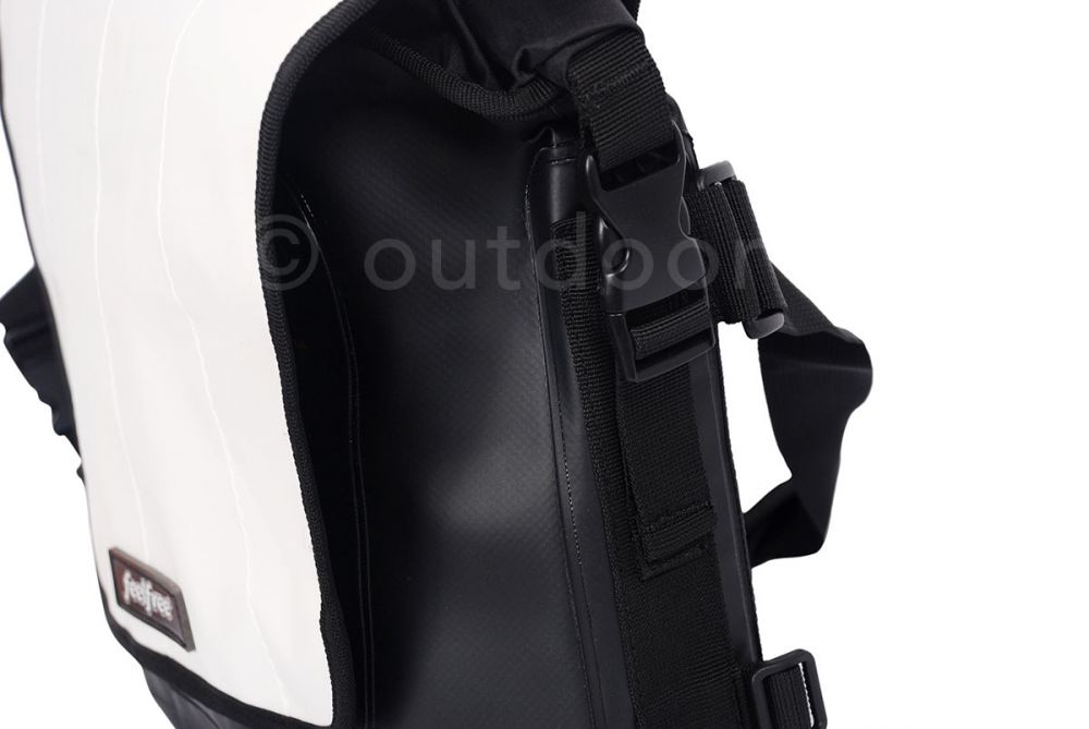 Feelfree naramna torba Runner EX messenger L Bela