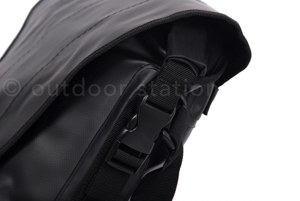 Feelfree naramna torba Runner EX messenger M Črna