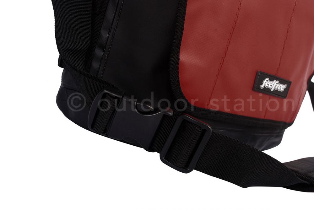 Feelfree naramna torba Runner EX messenger M Rdeč