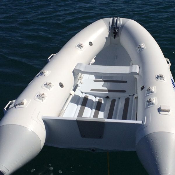 Railblaza RIBPort nosilec za dodatke za čoln ali kajak bela