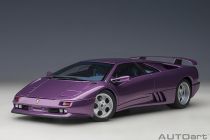 AutoArt Lamborghini Diablo SE30 viola 1:18