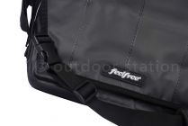 Feelfree naramna torba Runner EX messenger M Črna